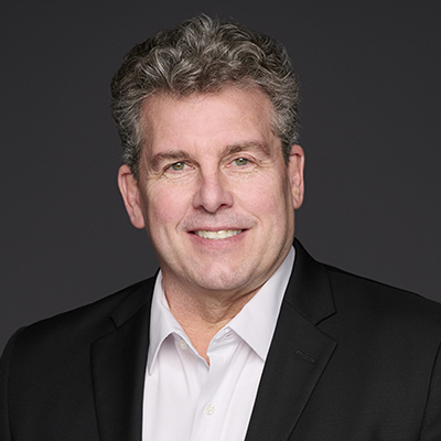 Peter Knops's headshot